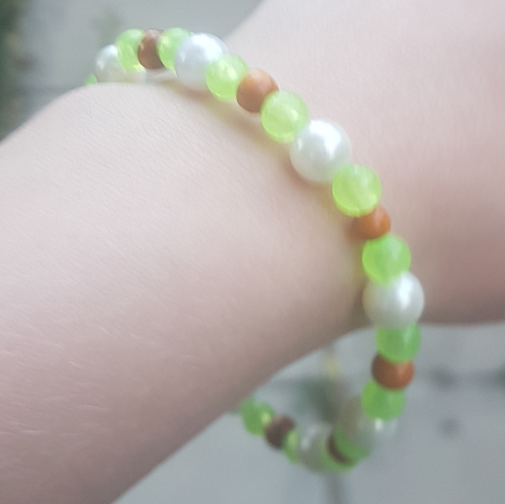 🥧 Key Lime Pie Beaded Bracelet